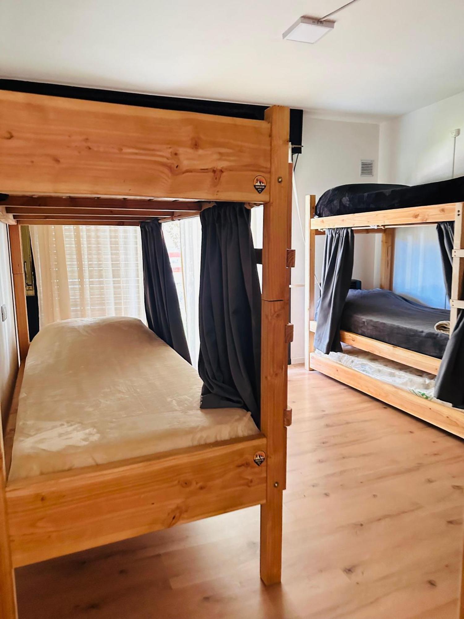 Travesia Sur Hostel El Bolsón Екстериор снимка